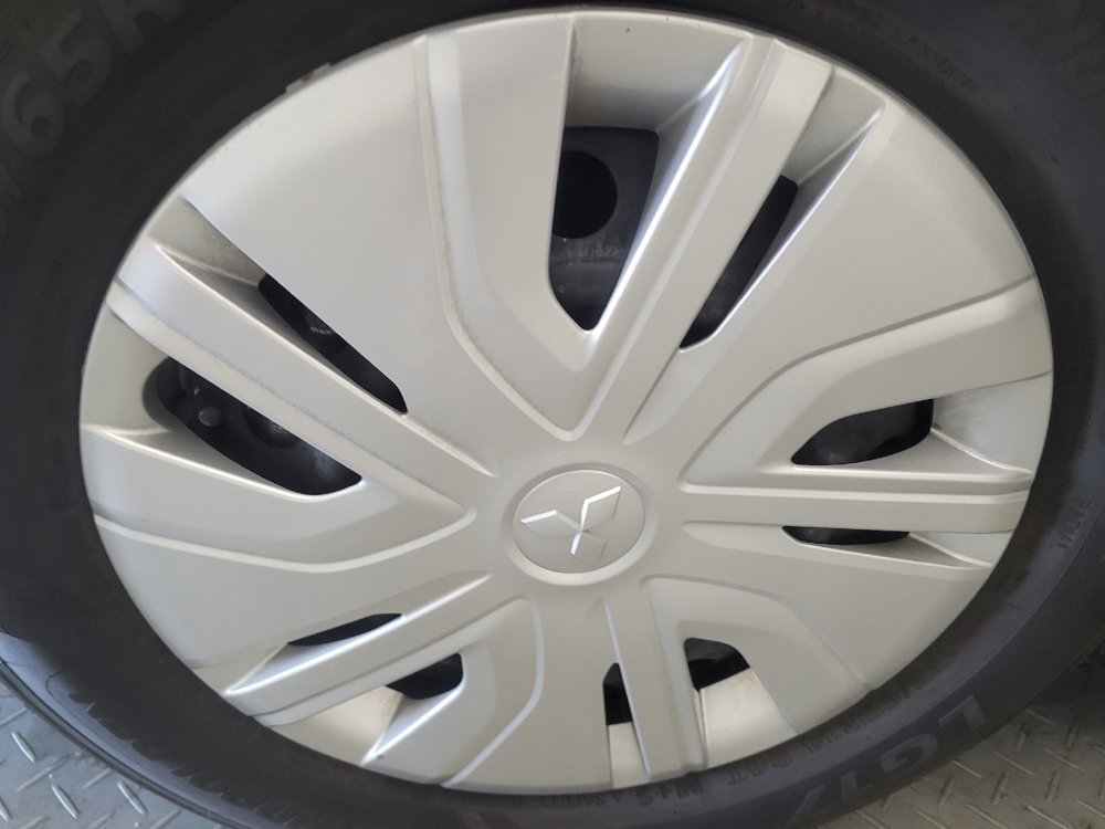 Used 2024 Mitsubishi Mirage ES FWD image 31