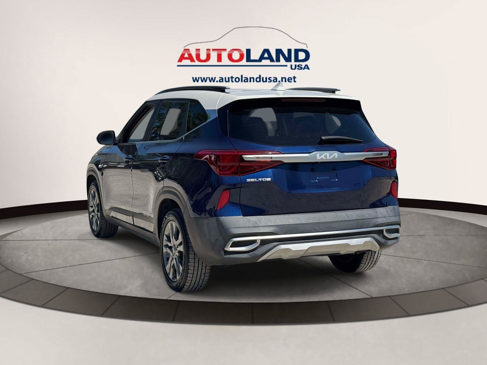 Used 2022 Kia Seltos S AWD/4WD image 4