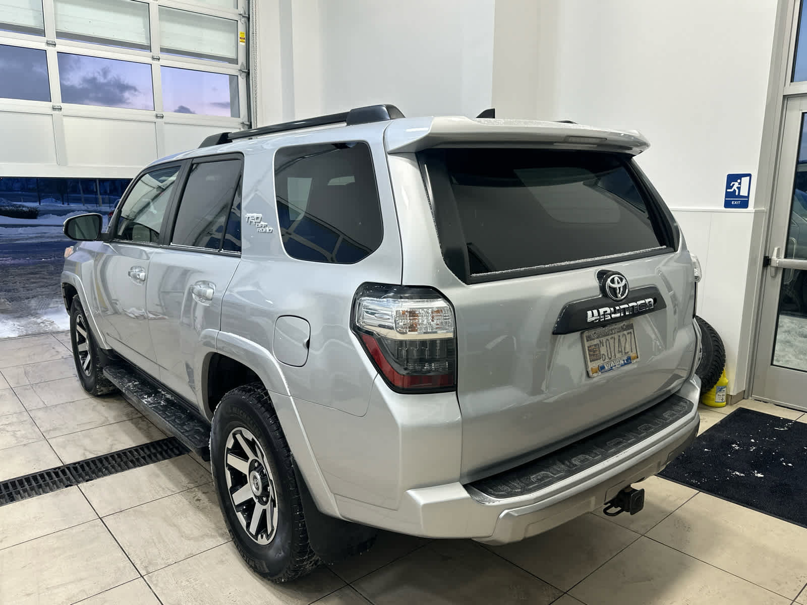 Used 2019 Toyota 4Runner TRD Off-Road Premium image 4