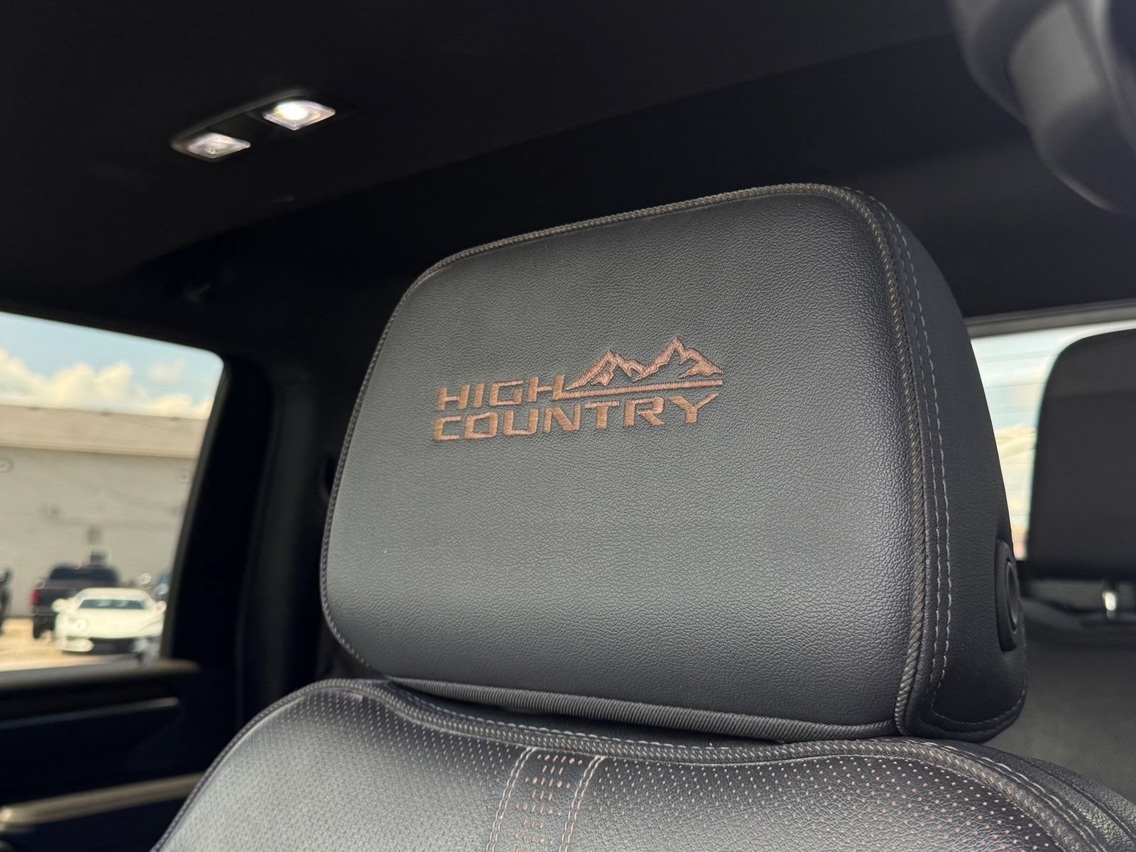 Used 2025 Chevrolet Silverado 3500 High Country w/ Technology Package AWD/4WD image 19