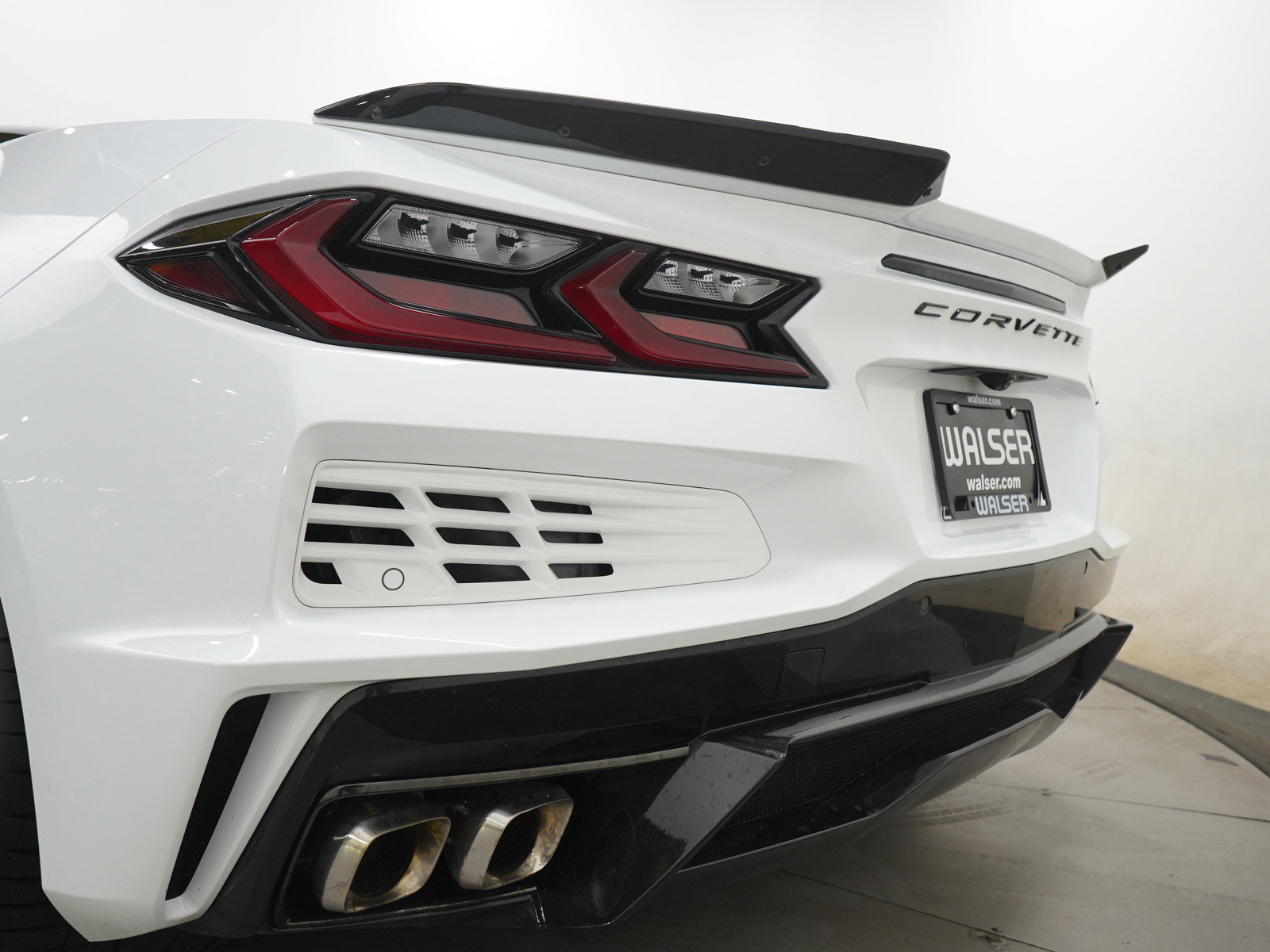 Used 2024 Chevrolet Corvette E-Ray AWD/4WD image 29