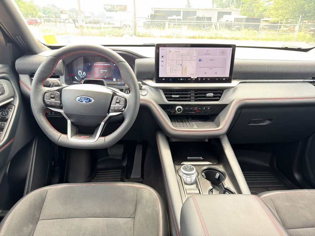 Used 2025 Ford Explorer ST w/ Sun And Sound Package AWD/4WD image 18