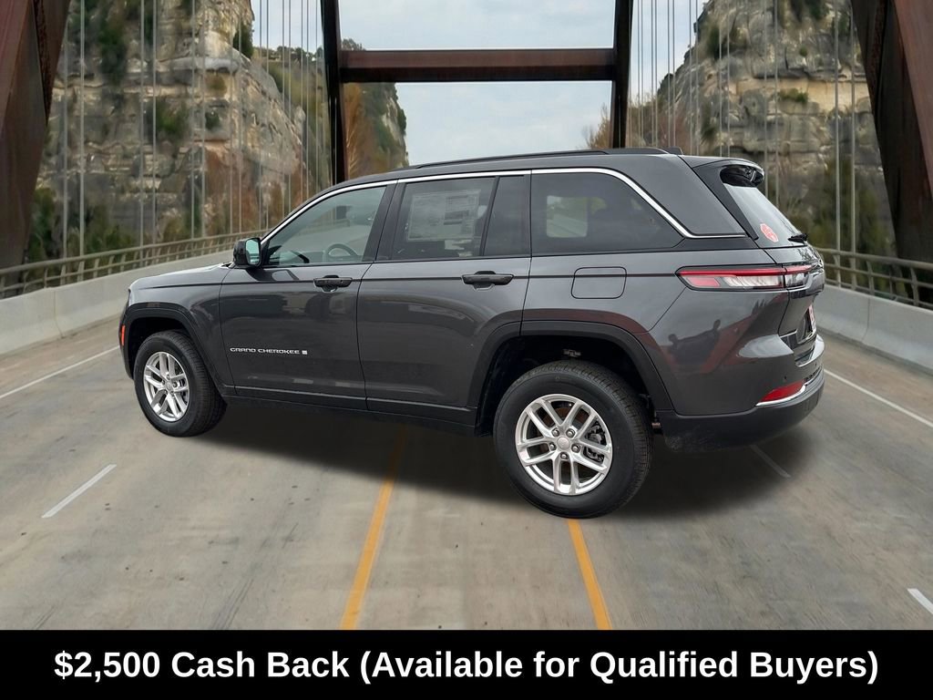 New 2026 Jeep Grand Cherokee Laredo RWD image 8