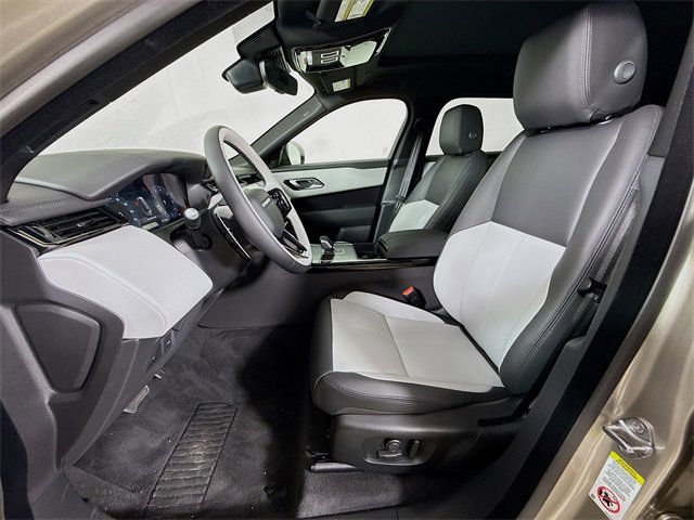 New 2026 Land Rover Range Rover Velar Dynamic SE image 11