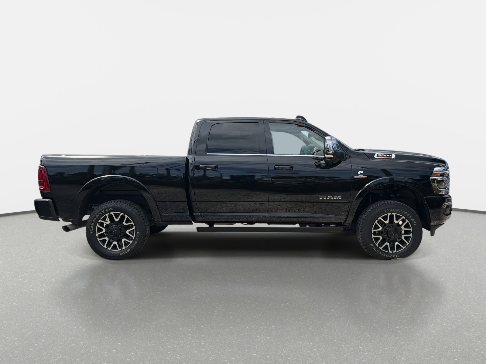 Used 2025 RAM 3500 Longhorn AWD/4WD image 2