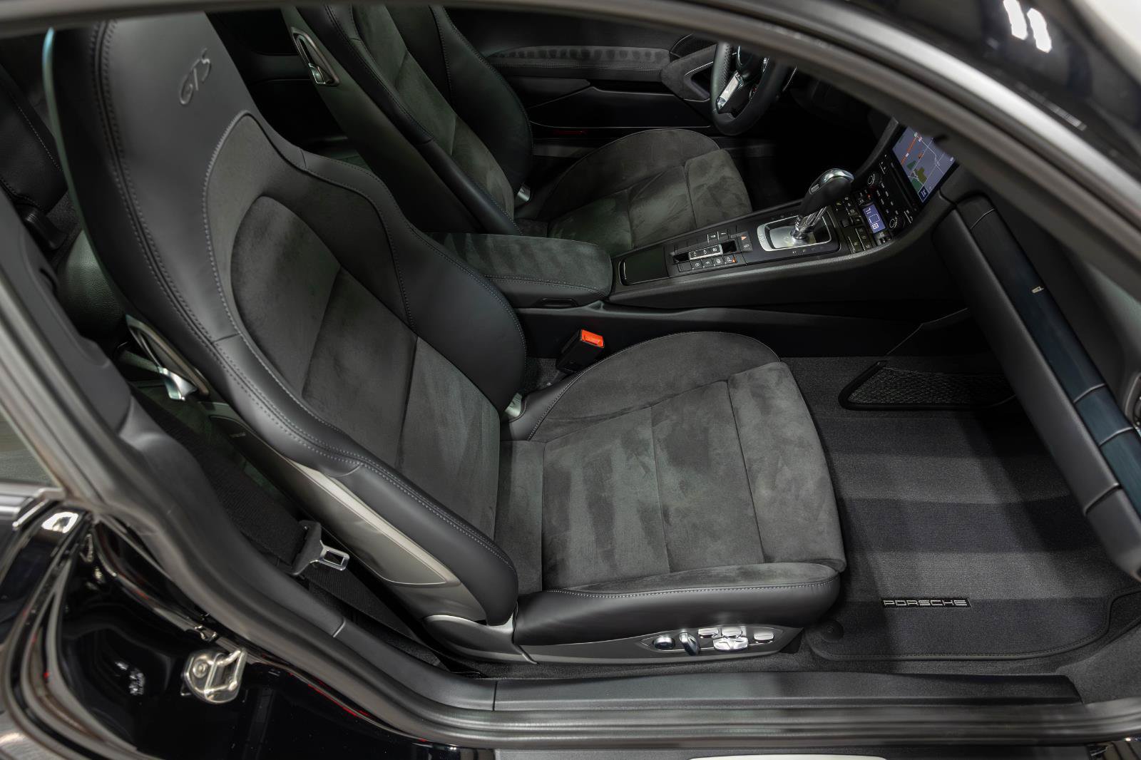Used 2019 Porsche 911 Carrera GTS RWD image 82
