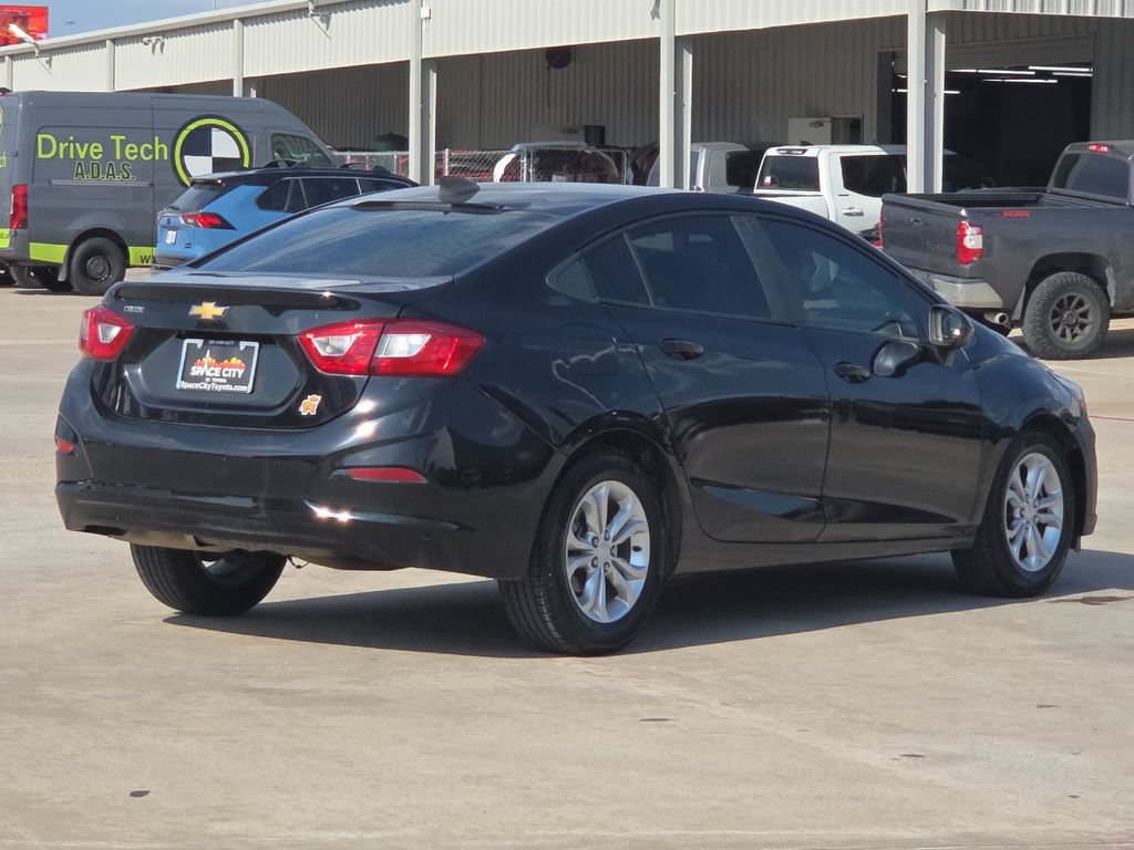 Used 2019 Chevrolet Cruze LS w/ LS Convenience Package FWD image 6