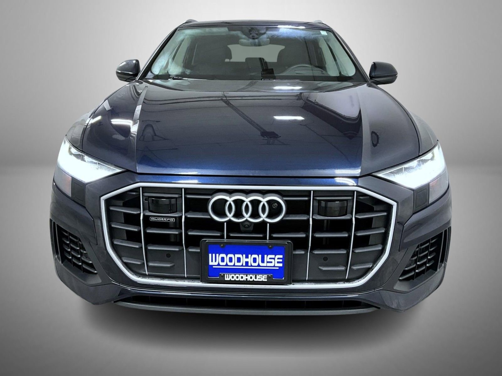 Used 2023 Audi Q8 Prestige image 2
