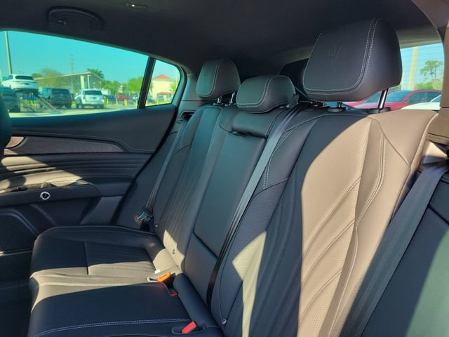 New 2026 Maserati Grecale Modena image 12