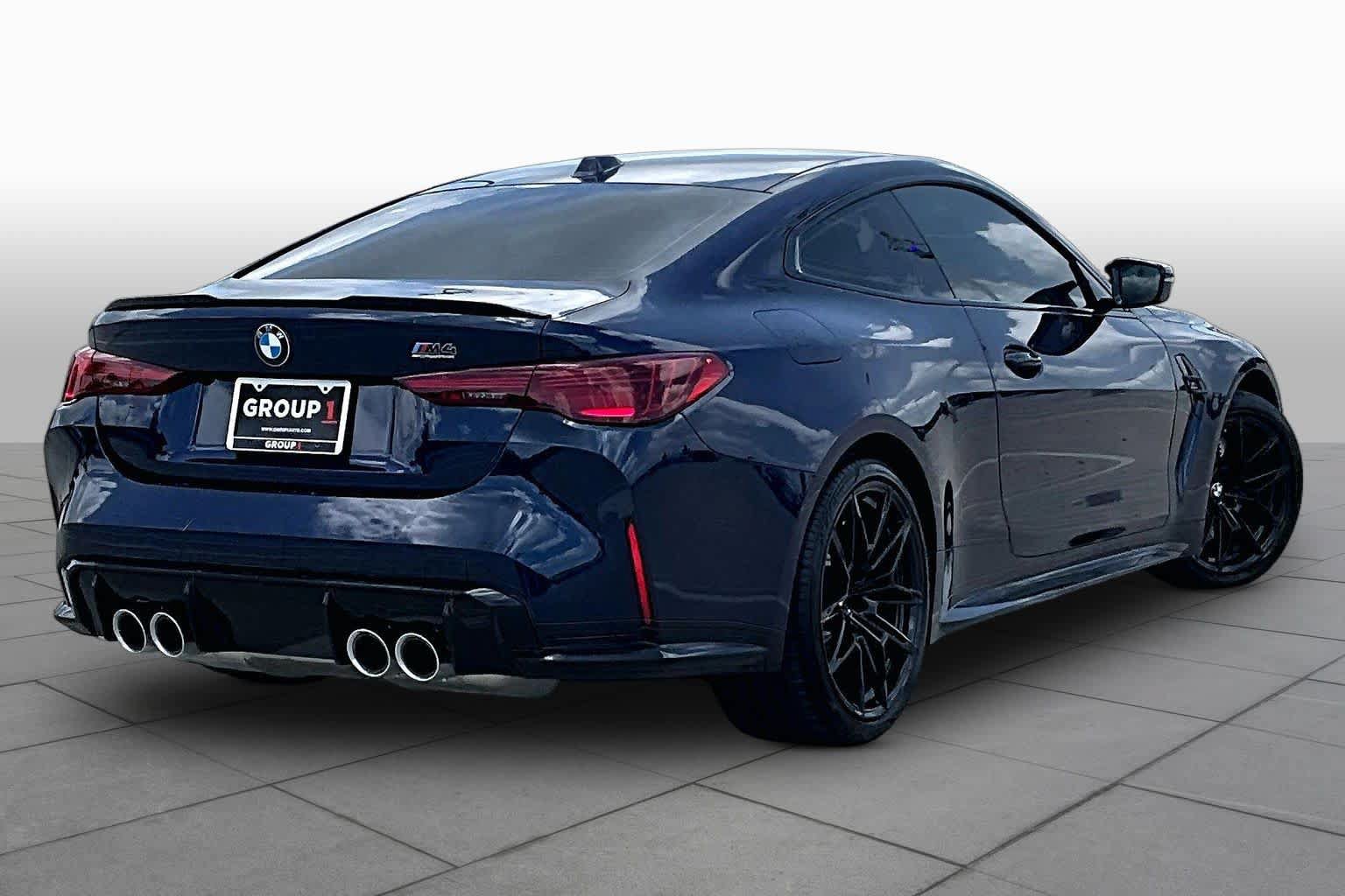 Used 2026 BMW M4 Competition w/ Executive Package RWD image 11