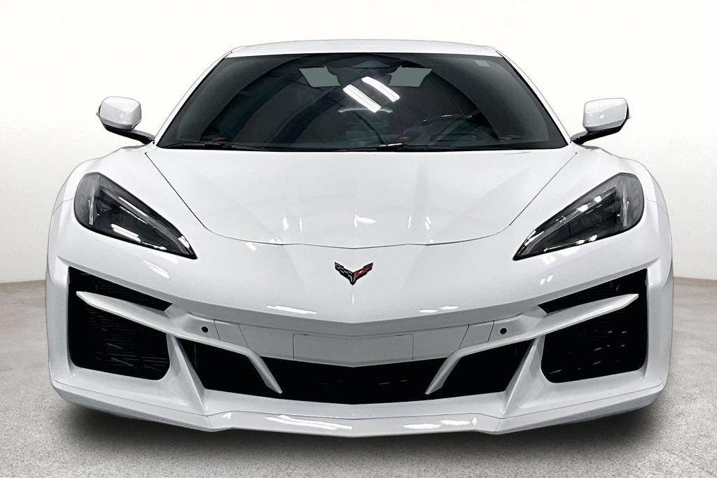 Used 2024 Chevrolet Corvette E-Ray AWD/4WD image 3