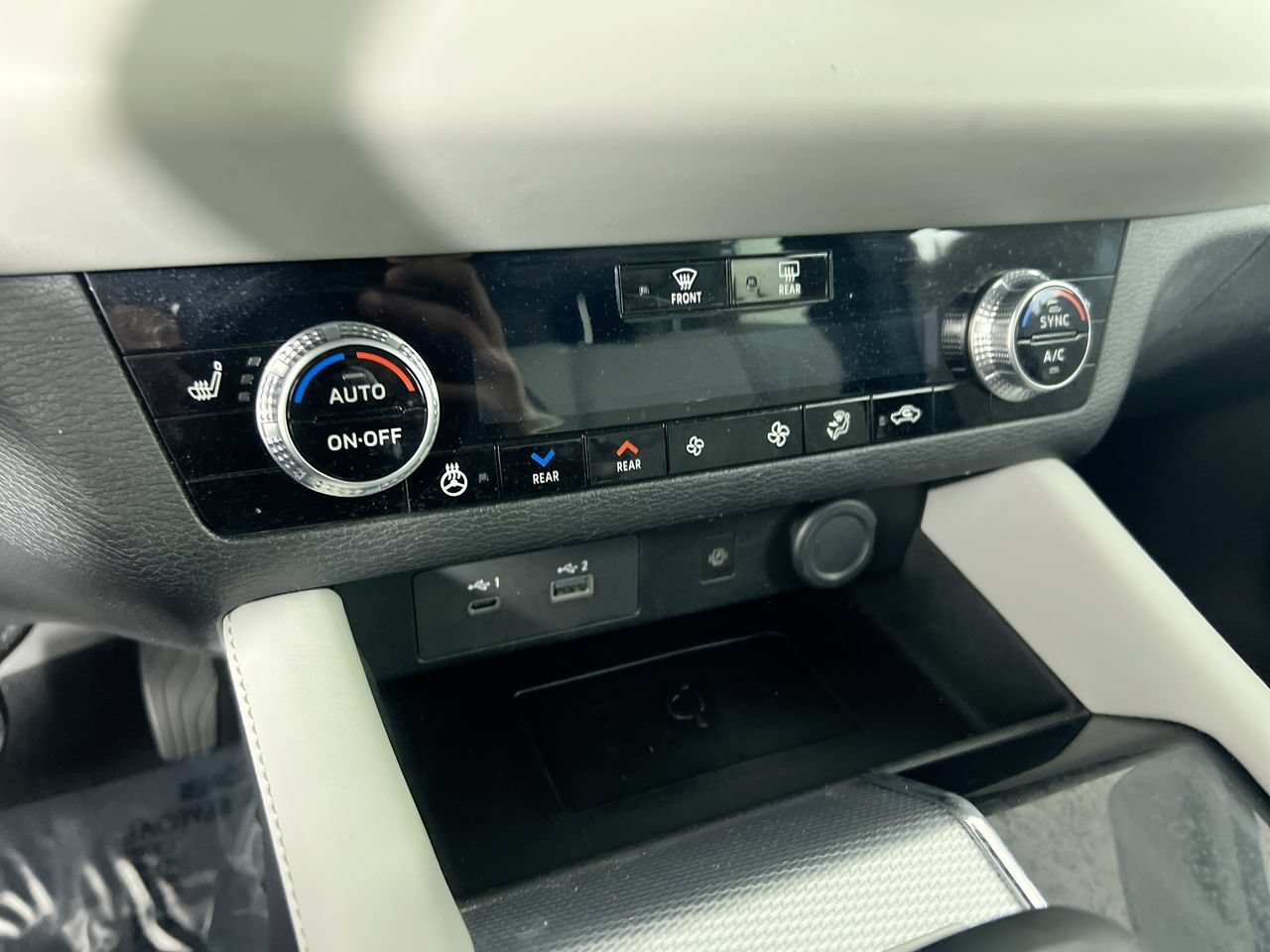 Used 2024 Mitsubishi Outlander SEL FWD image 20