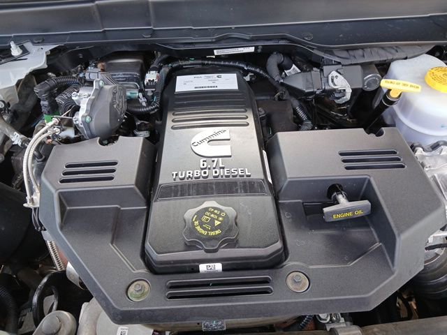 Used 2024 RAM 3500 Tradesman w/ Chrome Appearance Group AWD/4WD image 47