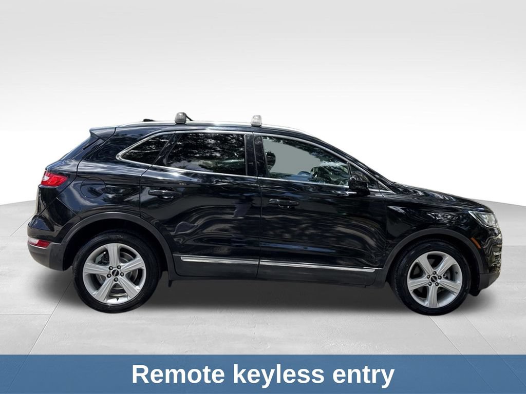 Used 2017 Lincoln MKC Premiere FWD image 7