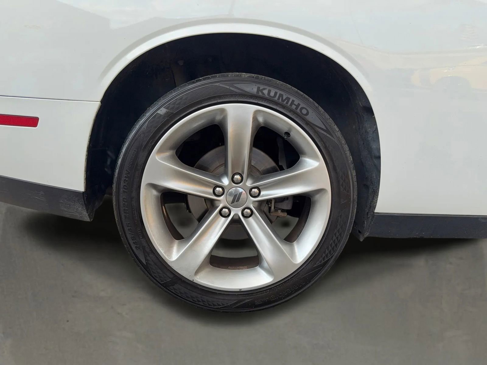 Used 2017 Dodge Challenger R/T w/ Driver Convenience Group RWD image 14