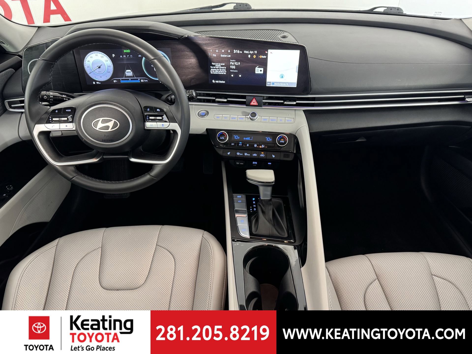 Used 2025 Hyundai Elantra Limited image 23