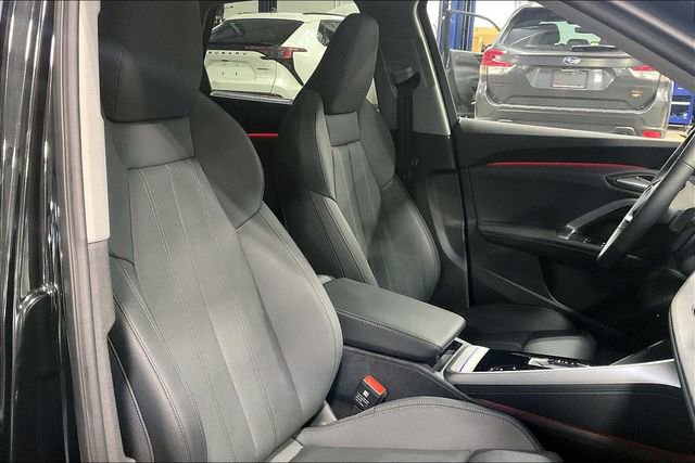 Used 2025 Audi Q5 Prestige image 7