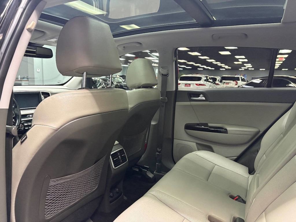 Used 2018 Kia Sportage EX w/ EX Technology Package image 46