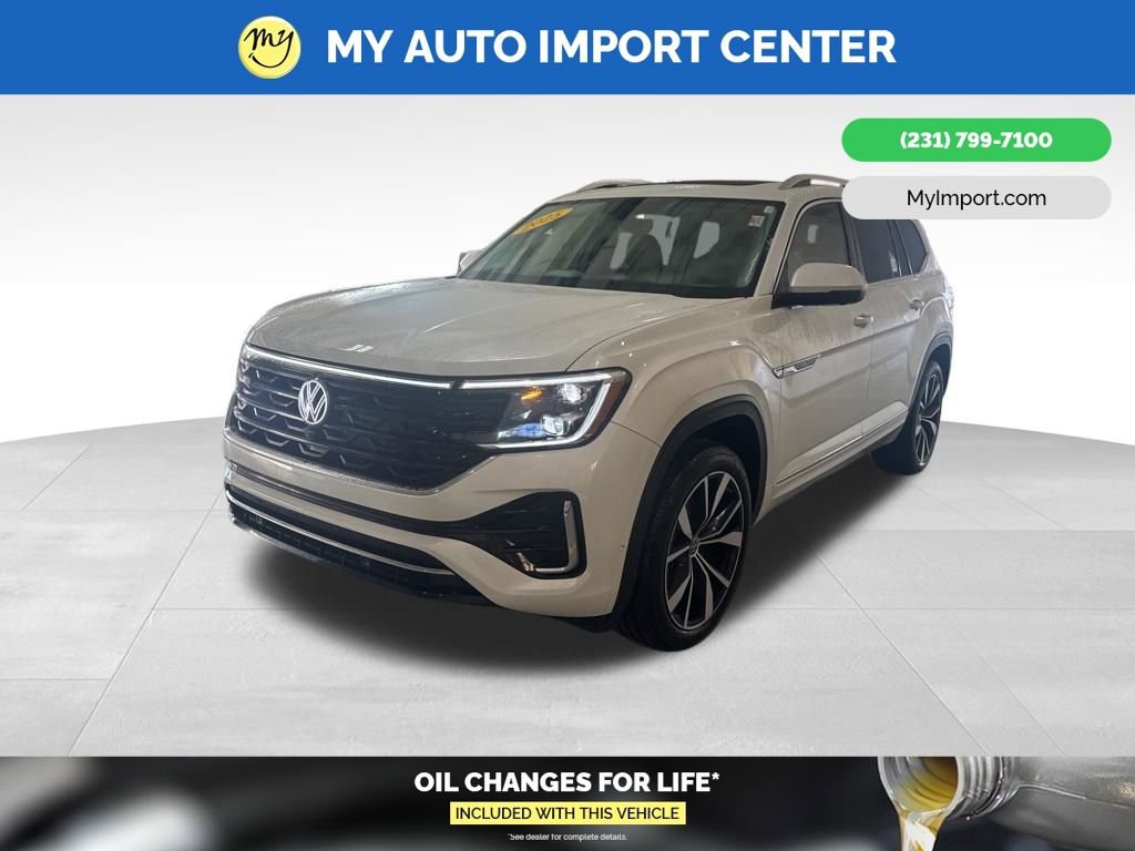 Used 2025 Volkswagen Atlas SEL Premium R-Line image 3