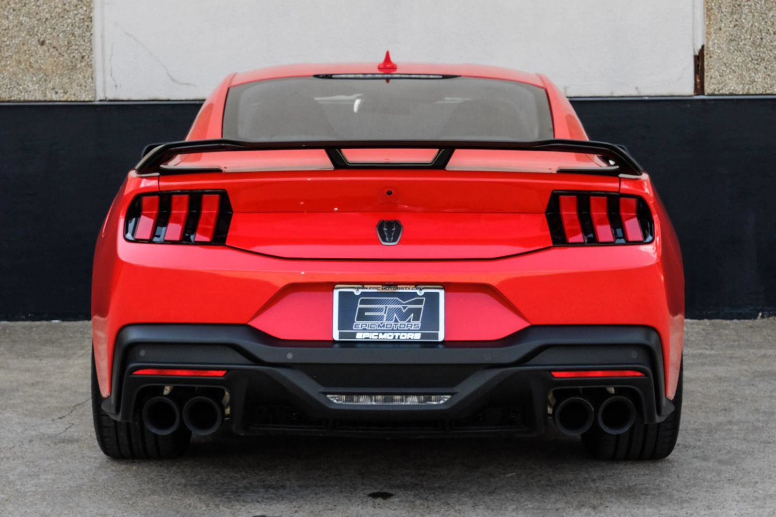 Used 2025 Ford Mustang Dark Horse RWD image 8