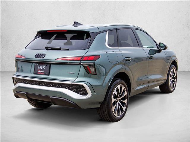 New 2026 Audi Q3 quattro 2.0T AWD/4WD image 5