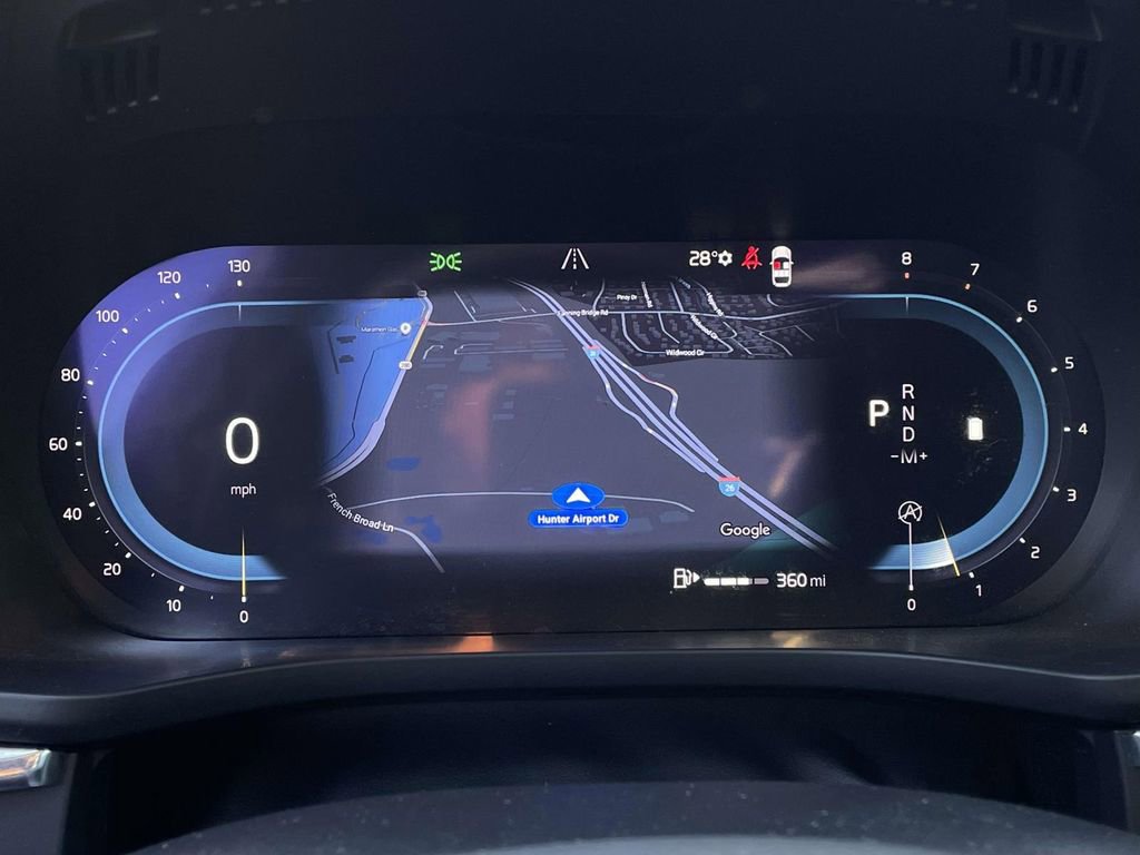 Used 2023 Volvo XC60 B5 Plus w/ Climate Package image 14