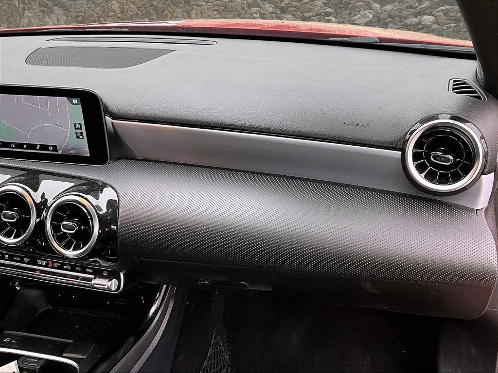 Used 2019 Mercedes-Benz A 220 4MATIC w/ Premium Package image 15