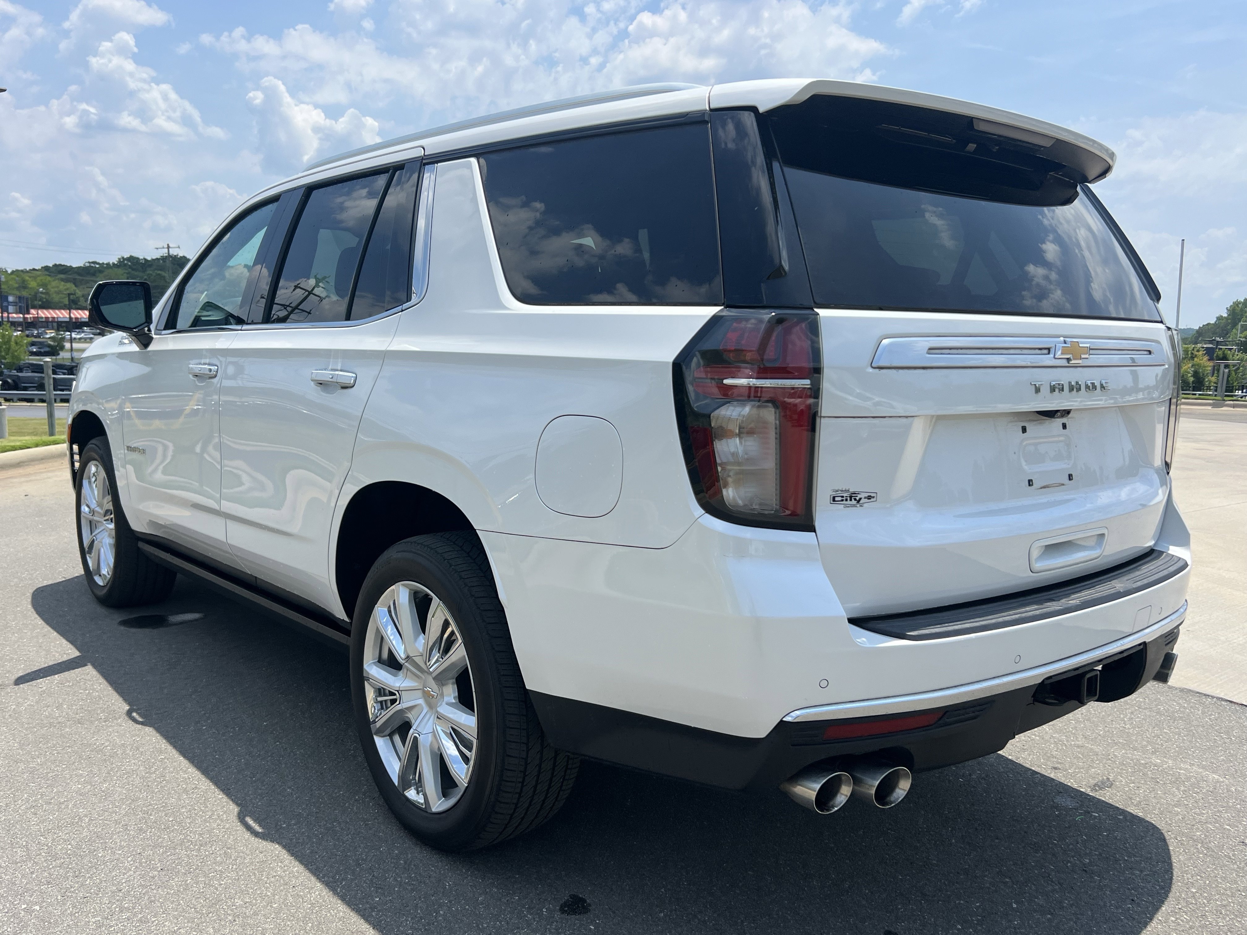 Used 2021 Chevrolet Tahoe High Country w/ Premium Package AWD/4WD image 30