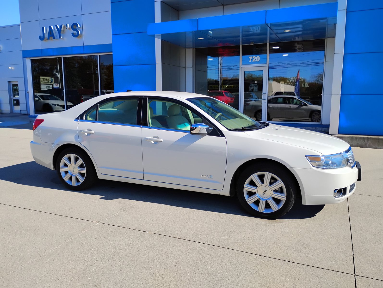 Used 2008 Lincoln MKZ FWD image 4