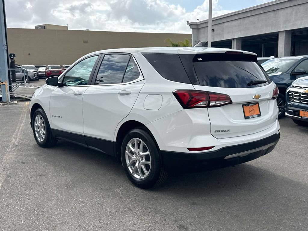 Used 2023 Chevrolet Equinox LT FWD image 4