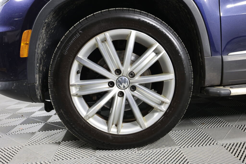 Used 2014 Volkswagen Tiguan SEL image 9
