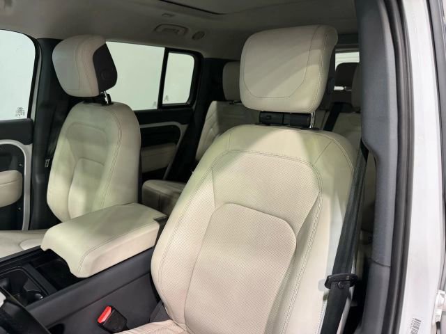 Used 2024 Land Rover Defender 130 S image 74