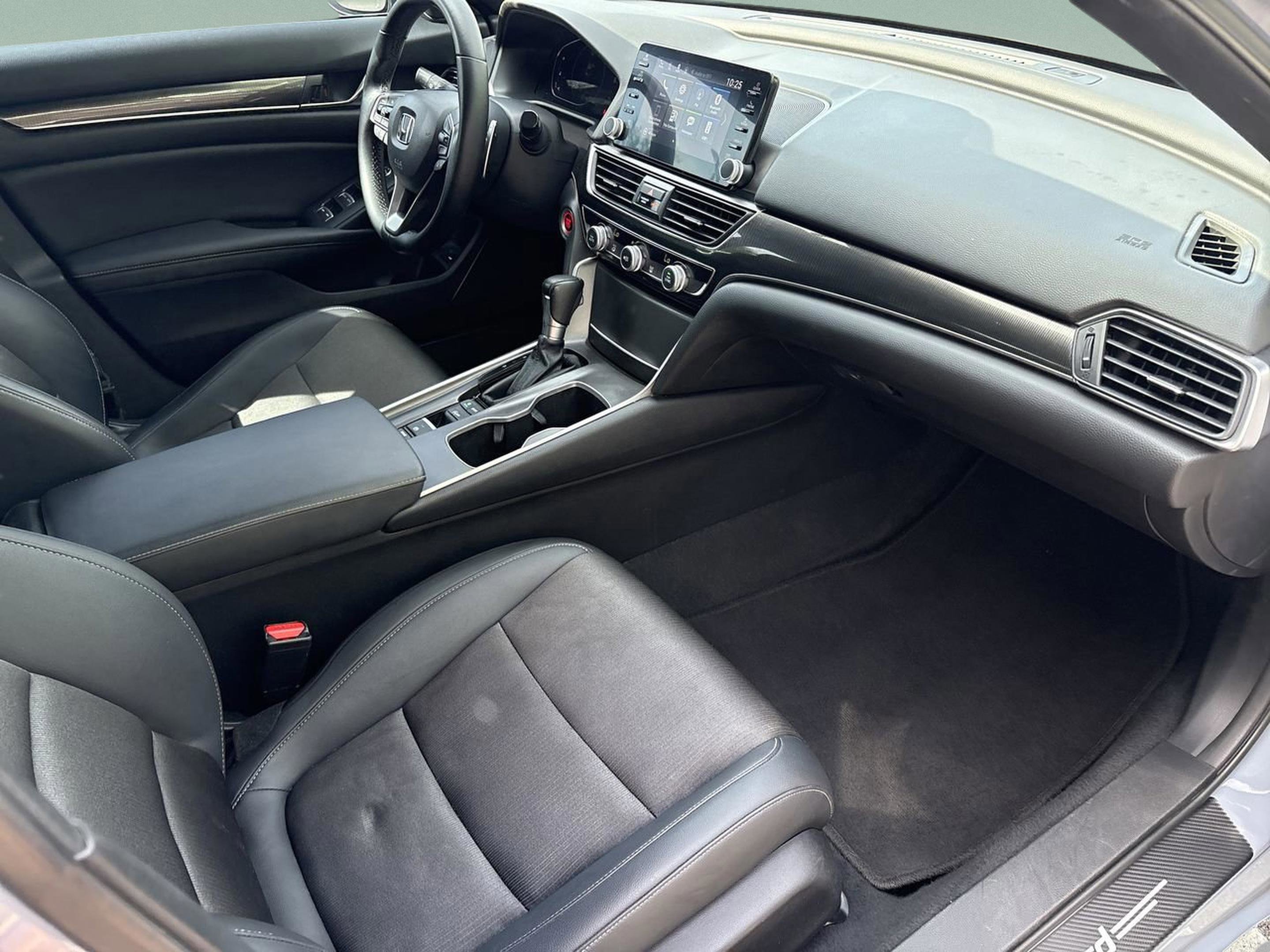 Used 2022 Honda Accord Sport image 19