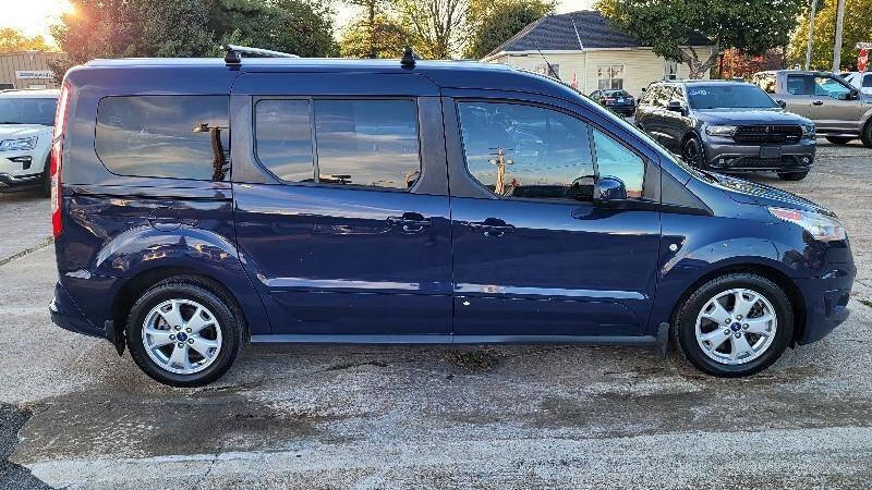 Used 2016 Ford Transit Connect Titanium FWD image 4