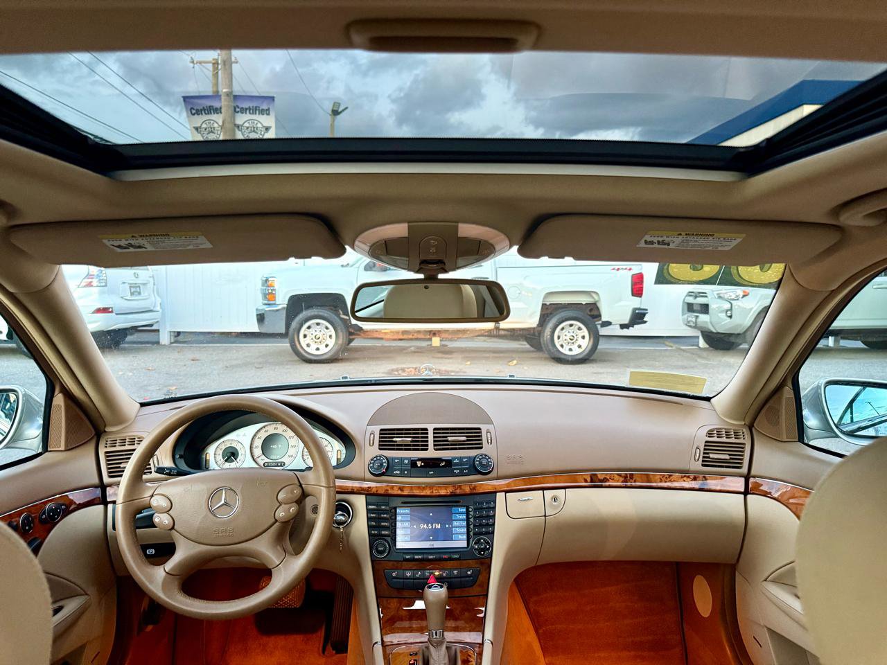 Used 2008 Mercedes-Benz E 350 Luxury image 28