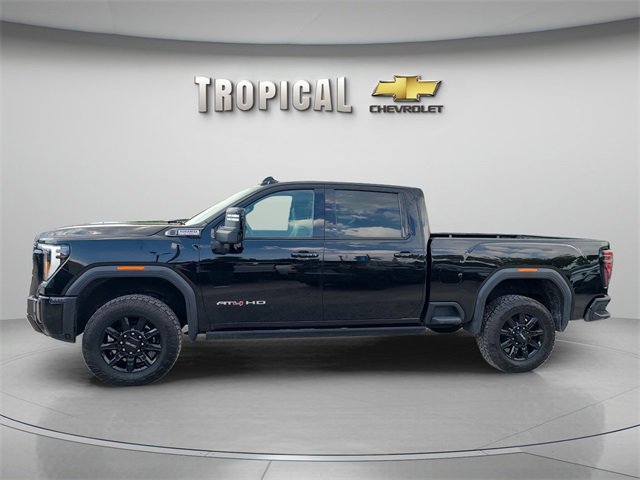 Used 2024 GMC Sierra 2500 AT4 w/ AT4 Premium Plus Package image 2