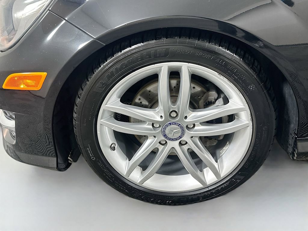 Used 2012 Mercedes-Benz C 250 Sedan image 31