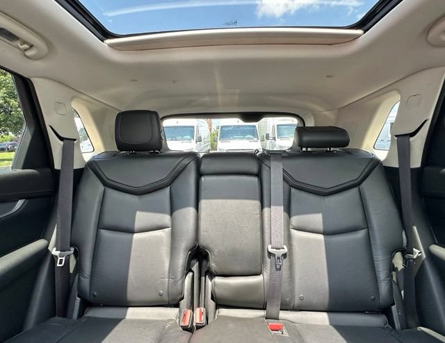 Used 2017 Cadillac XT5 Premium Luxury AWD/4WD image 32