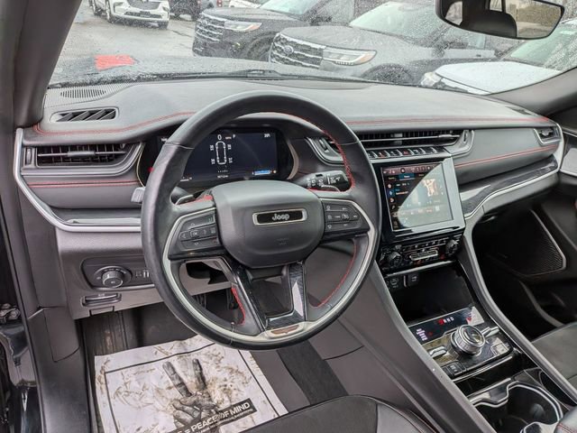 Used 2022 Jeep Grand Cherokee Trailhawk AWD/4WD image 8