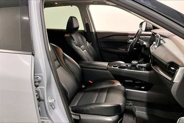 Used 2021 Nissan Rogue SV AWD/4WD image 36