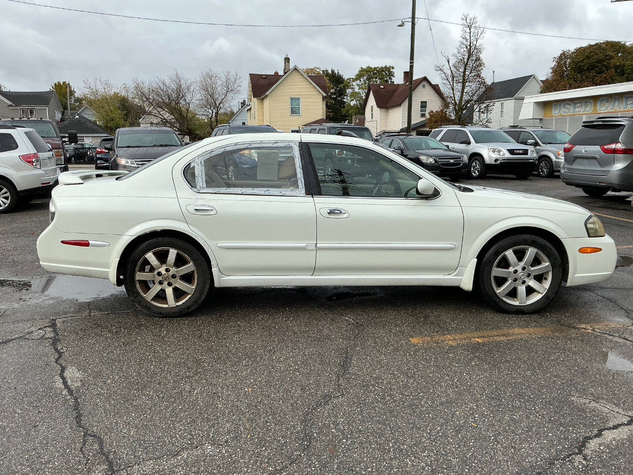 Used 2003 Nissan Maxima GLE image 2
