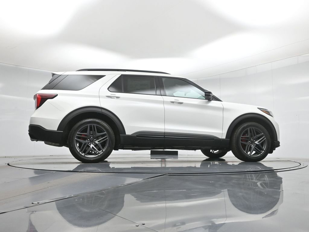 New 2026 Ford Explorer ST image 47