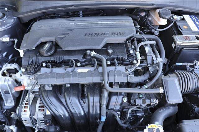 Used 2021 Hyundai Elantra SEL FWD image 29
