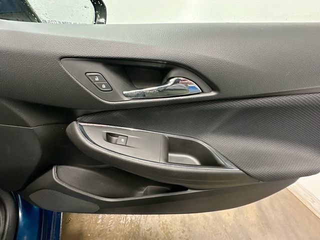 Used 2019 Chevrolet Cruze LT w/ Convenience Package FWD image 22