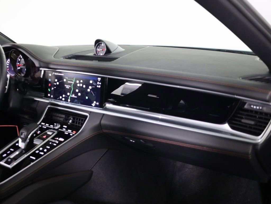 Used 2023 Porsche Panamera 4S image 59