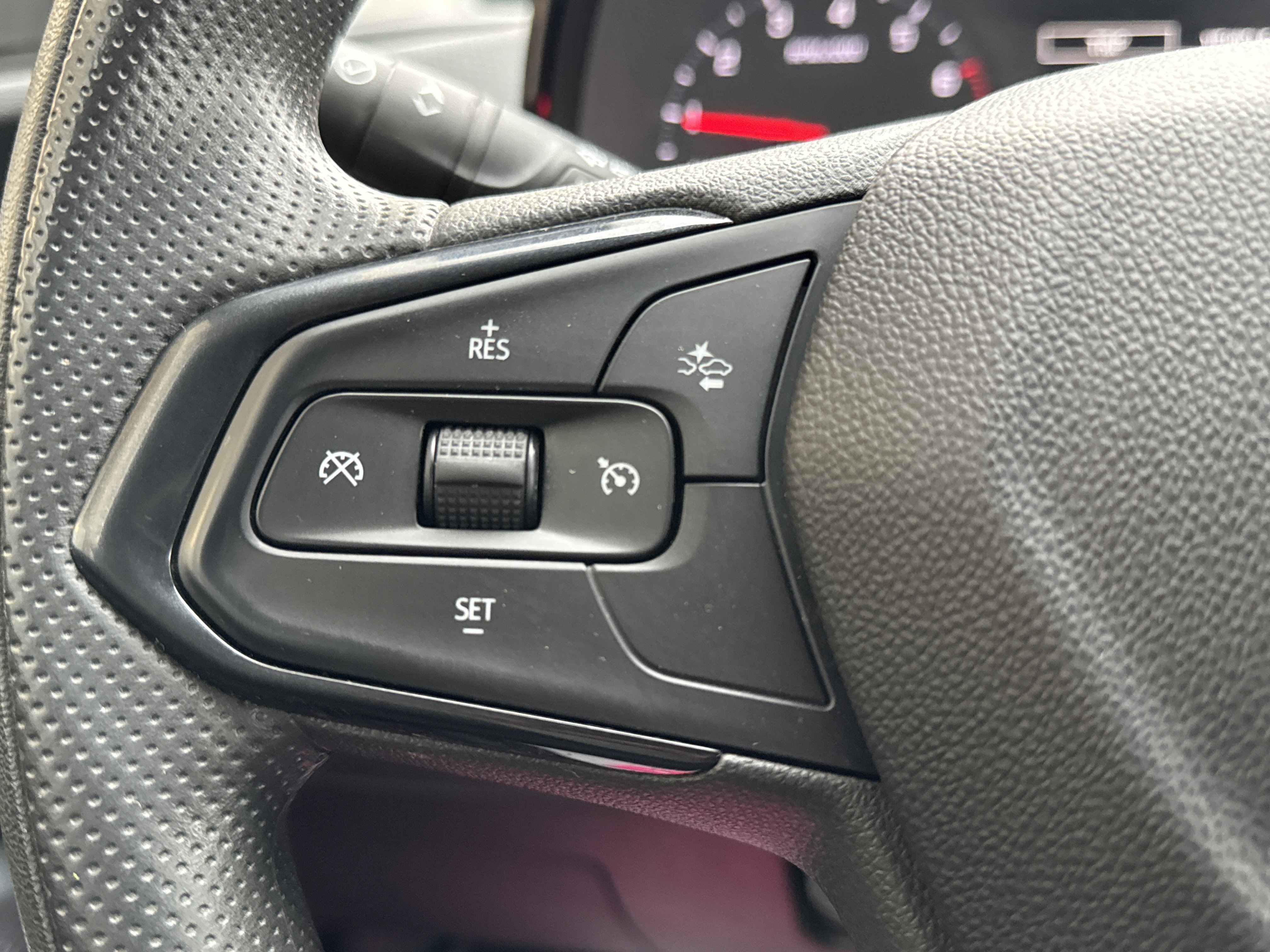 Used 2024 Chevrolet Trax LS image 16
