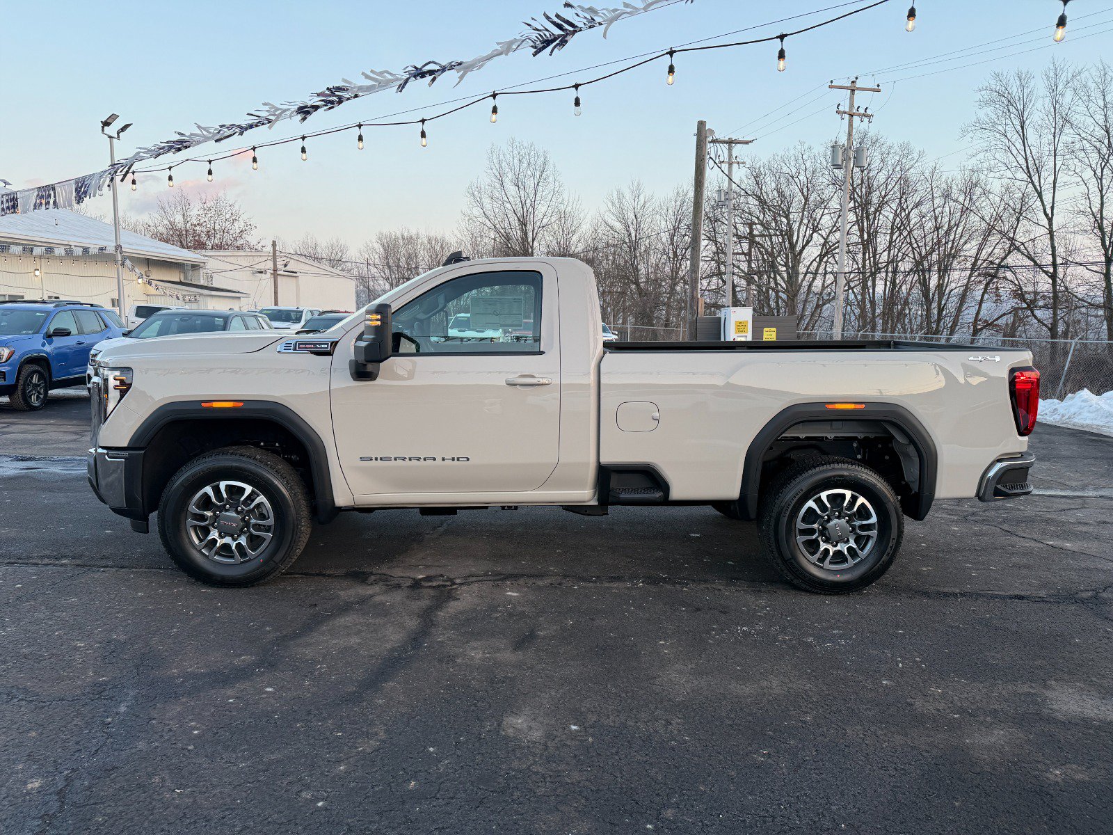 New 2026 GMC Sierra 3500 SLE AWD/4WD image 2