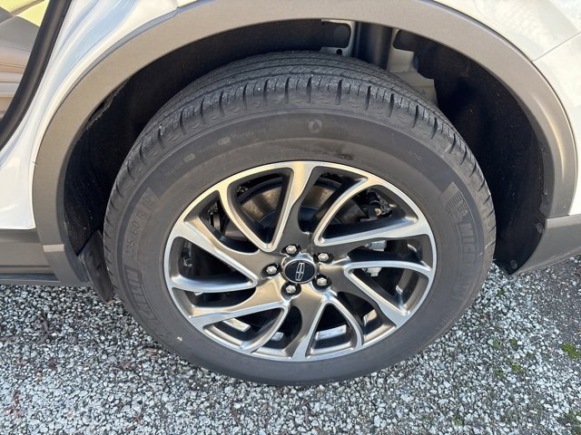 Used 2020 Lincoln Corsair FWD image 6