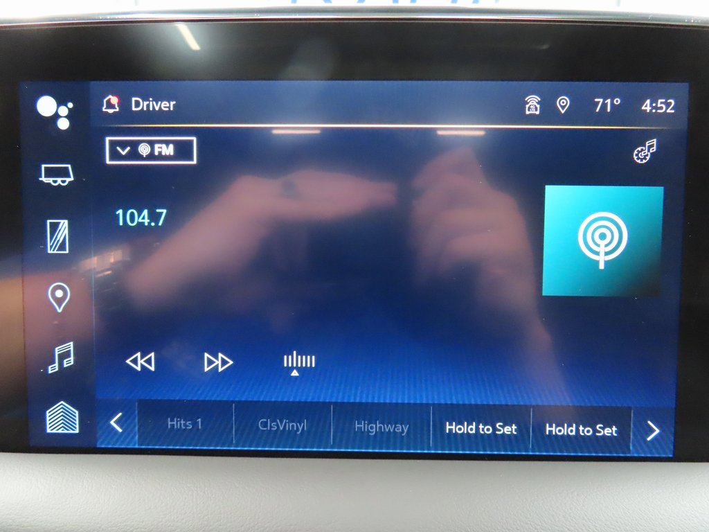 Used 2024 Chevrolet Tahoe Z71 image 25