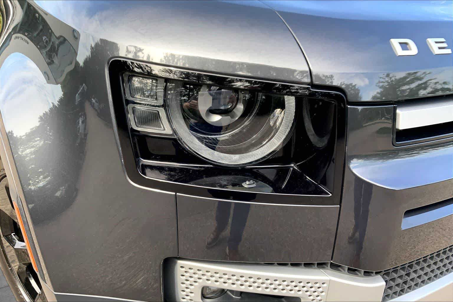 Used 2024 Land Rover Defender 110 S AWD/4WD image 25